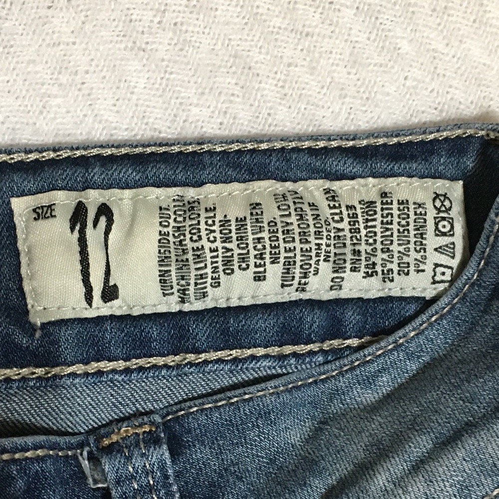 EUC Indigo Rein Distressed Skinny Jeans, Size 12 - Picture 7 of 7